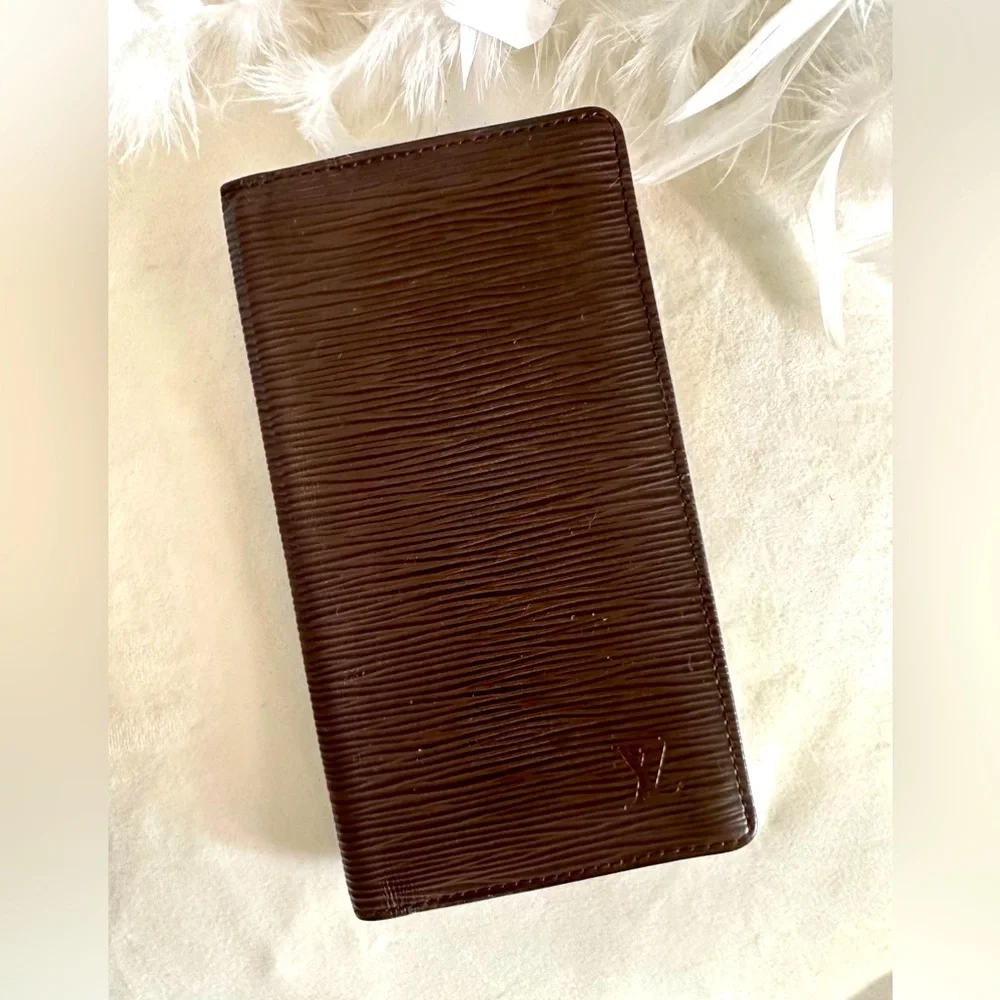 Louis Vuitton Epi Leather Porte Yen Cartes Credit Bifold Long Wallet